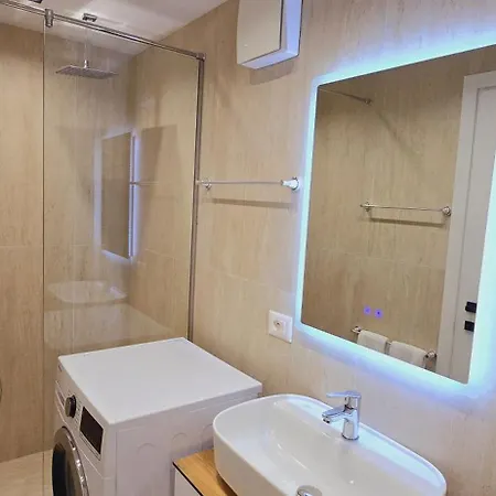 Arkle 2 טיראנה