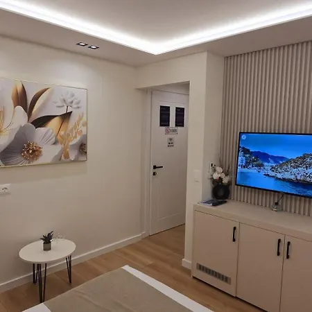 Arkle 2 Apartmán *